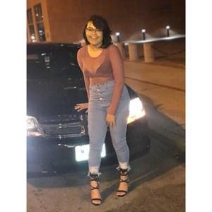 Meet your Posher, Kayla